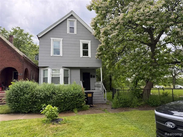 $29,900 | 5945 Lucky Place, Detroit, MI 48211