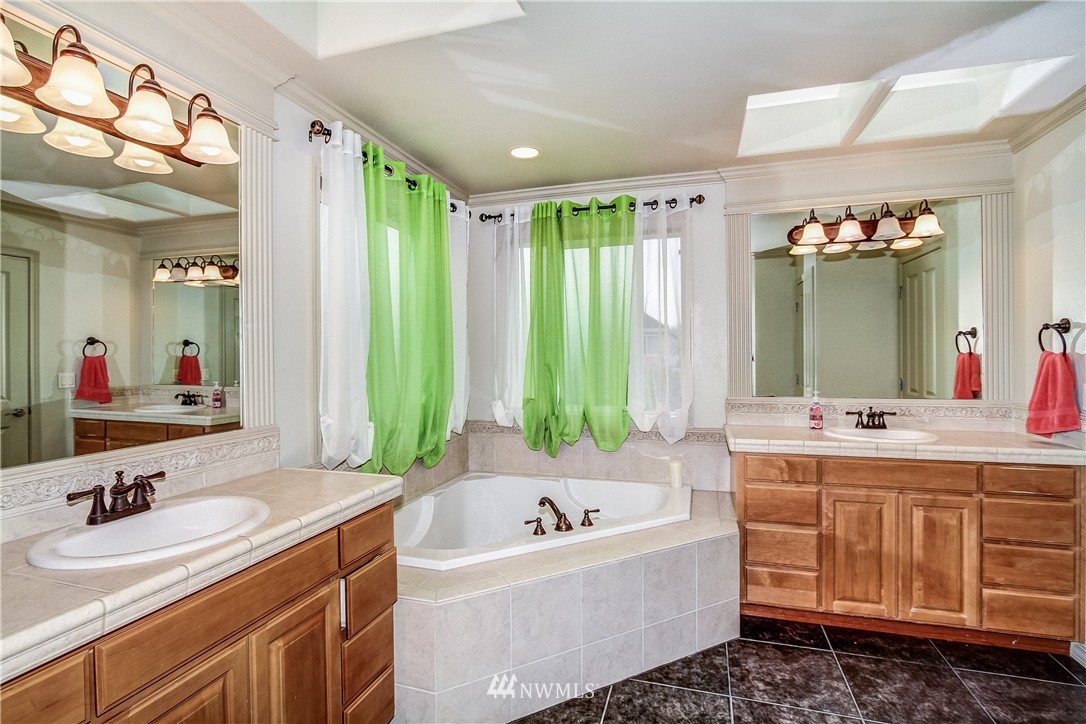 4110 215th Street Southeast Bothell, WA 98021 - Photo 17 of 25