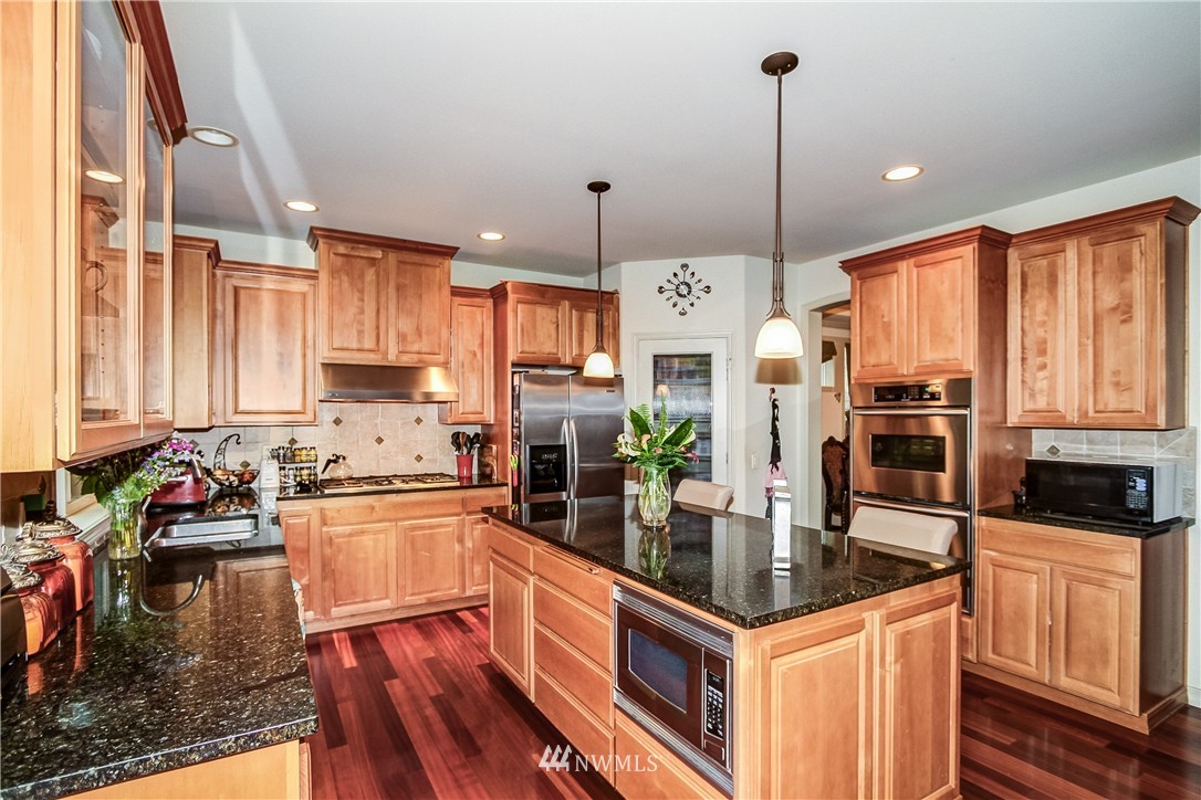 4110 215th Street Southeast Bothell, WA 98021 - Photo 6 of 25