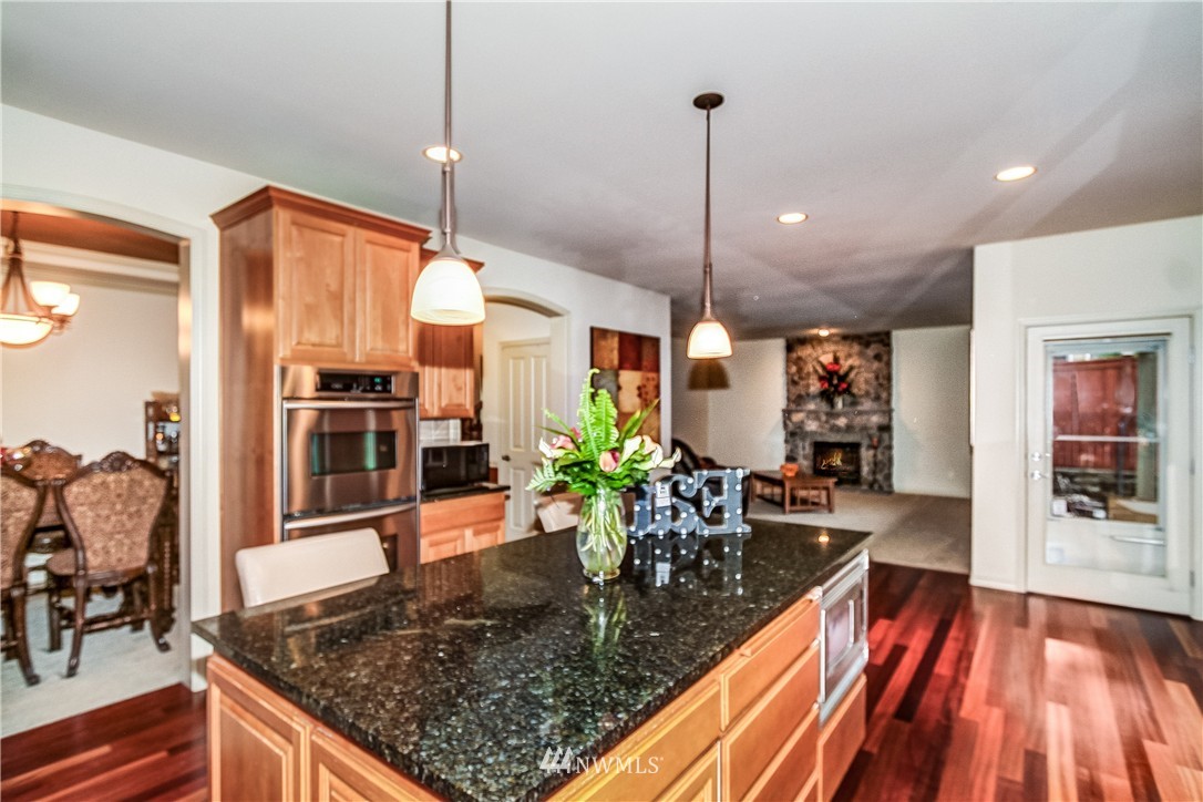 4110 215th Street Southeast Bothell, WA 98021 - Photo 8 of 25