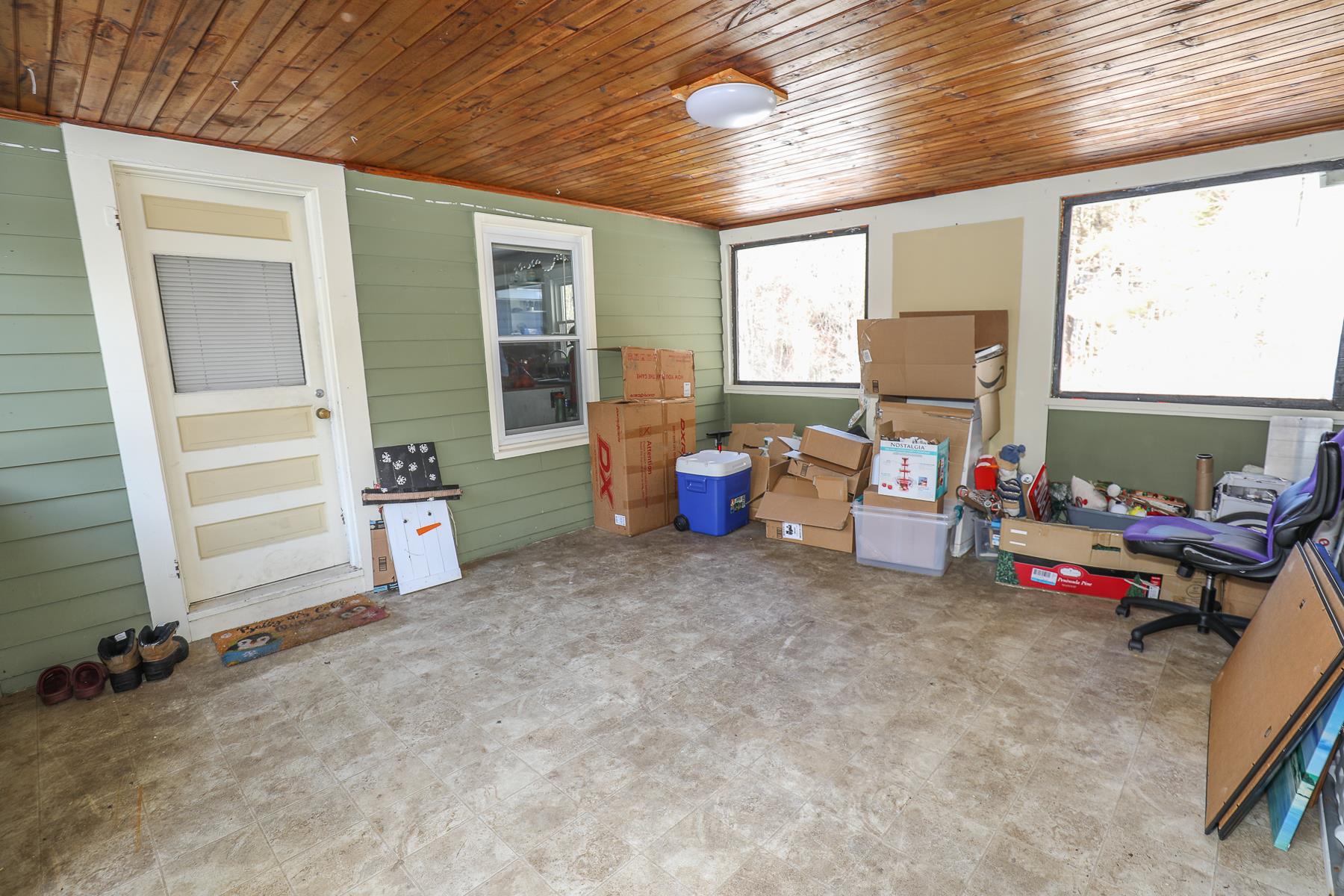 19 Benton Road Hooksett, NH 03106 - Photo 16 of 20