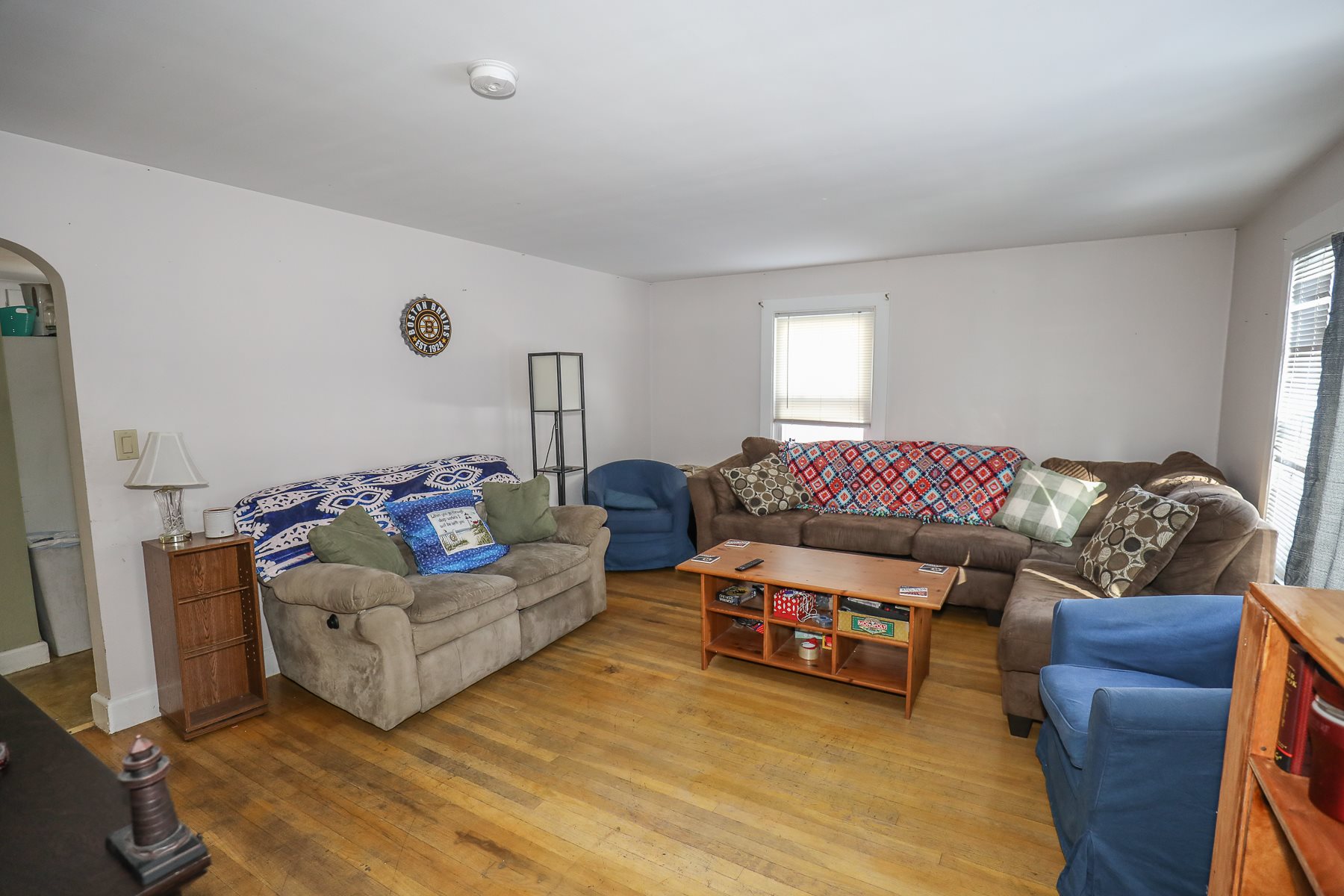 19 Benton Road Hooksett, NH 03106 - Photo 4 of 20