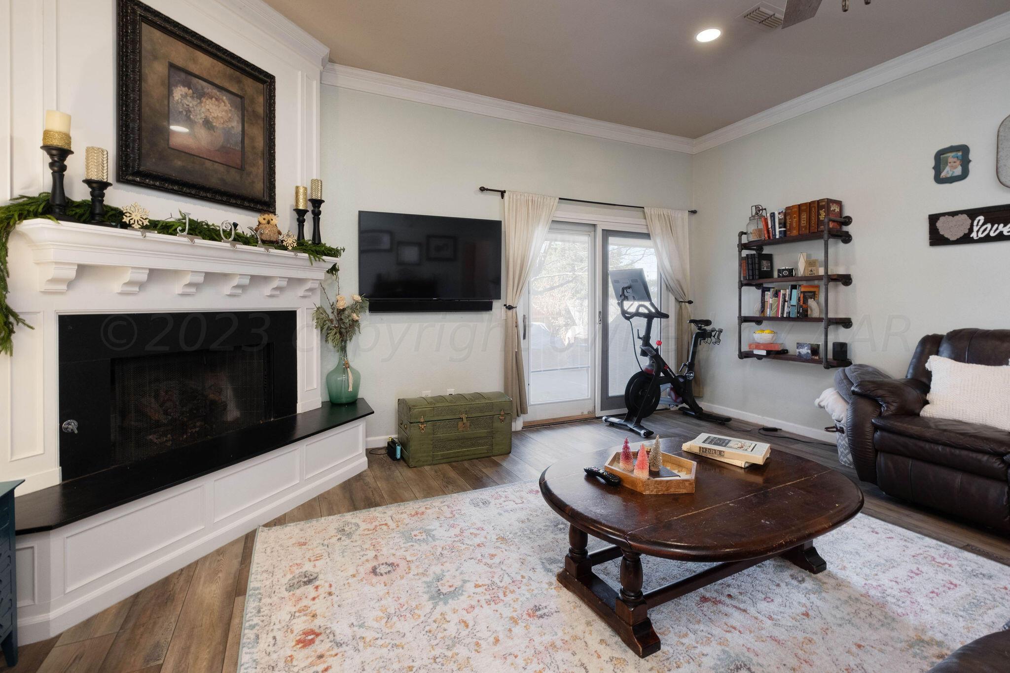 6909 Daniel Drive Amarillo, TX 79109 - Photo 6 of 32 DSCF1842copy