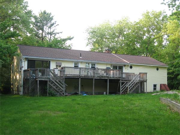 40 Colonial Road Sutton, MA 01590 - Photo 8 of 9