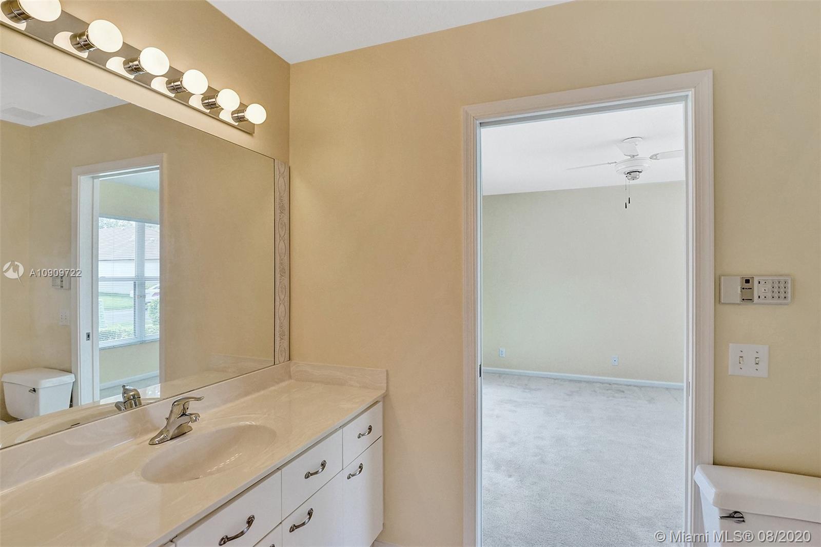 152 Cove Road Greenacres, FL 33413 - Photo 9 of 24 Gallery Image 9