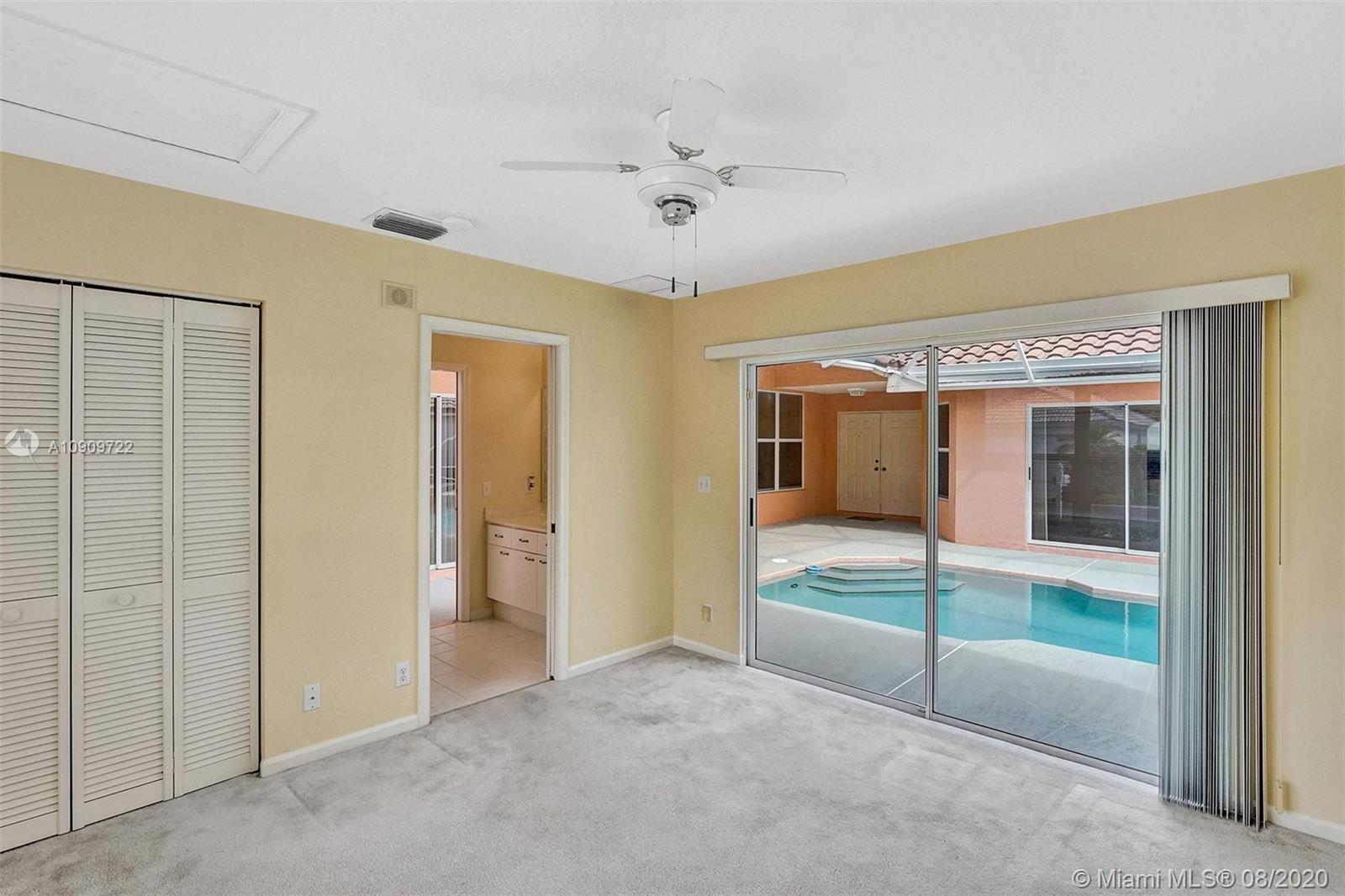 152 Cove Road Greenacres, FL 33413 - Photo 10 of 24 Gallery Image 10