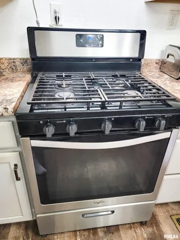 $349,900 | 232 Palm Lane, Louisville, IL 62858