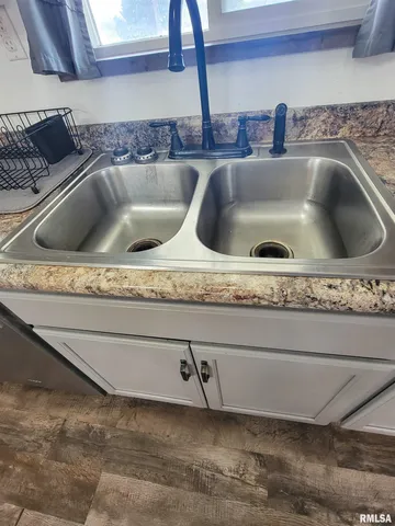 $349,900 | 232 Palm Lane, Louisville, IL 62858