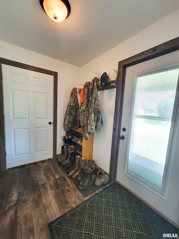 $349,900 | 232 Palm Lane, Louisville, IL 62858