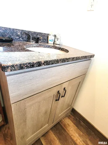 $349,900 | 232 Palm Lane, Louisville, IL 62858