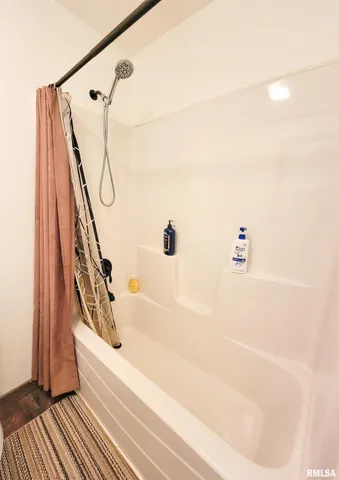 $349,900 | 232 Palm Lane, Louisville, IL 62858