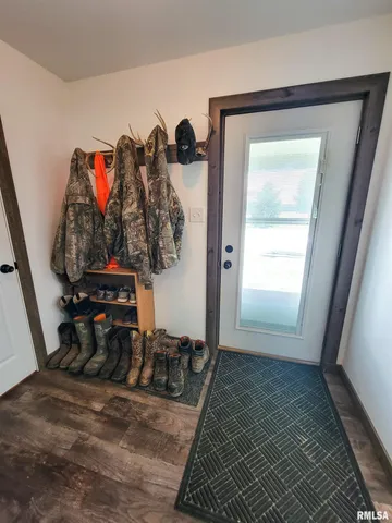 $349,900 | 232 Palm Lane, Louisville, IL 62858