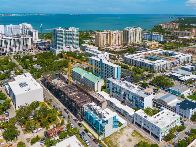 $2,208,000 | 1343 4th Street, Unit 201, Sarasota, FL 34236