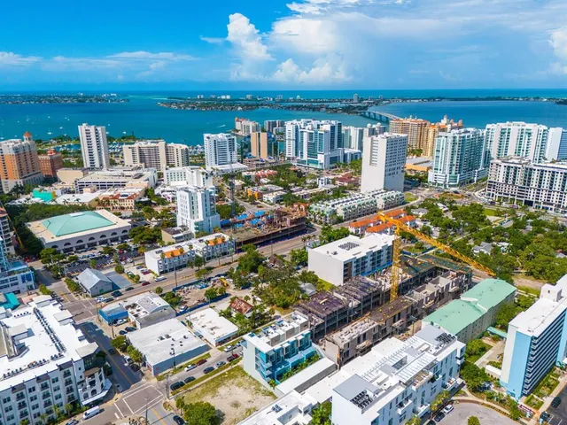 $2,208,000 | 1343 4th Street, Unit 201, Sarasota, FL 34236