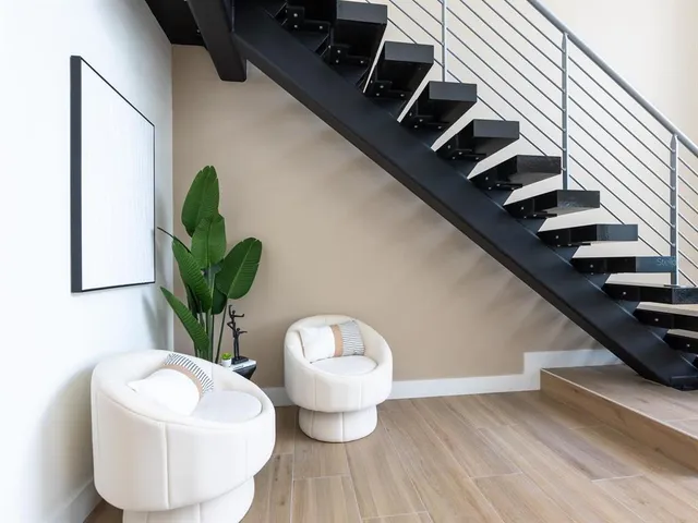 $2,208,000 | 1343 4th Street, Unit 201, Sarasota, FL 34236