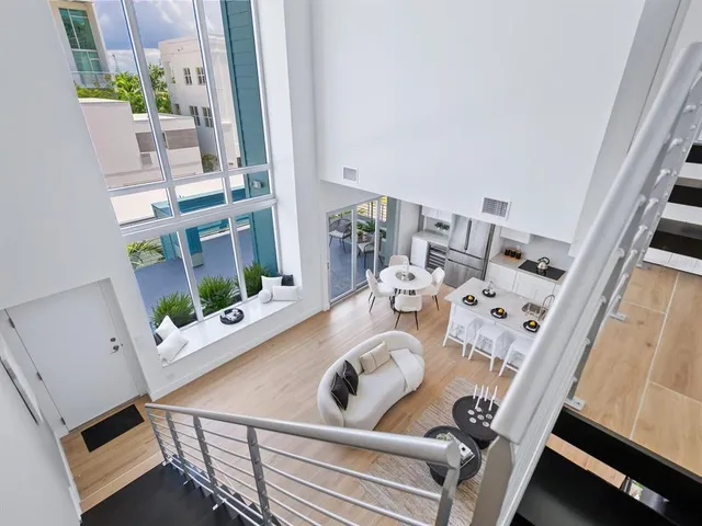 $2,208,000 | 1343 4th Street, Unit 201, Sarasota, FL 34236