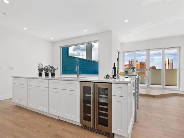 $2,208,000 | 1343 4th Street, Unit 201, Sarasota, FL 34236