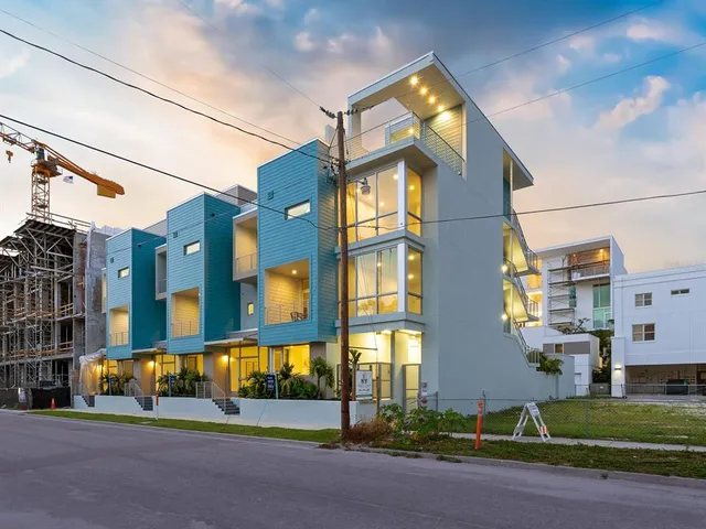 $2,208,000 | 1343 4th Street, Unit 201, Sarasota, FL 34236