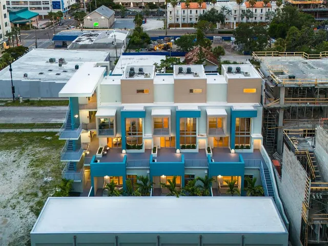 $2,208,000 | 1343 4th Street, Unit 201, Sarasota, FL 34236