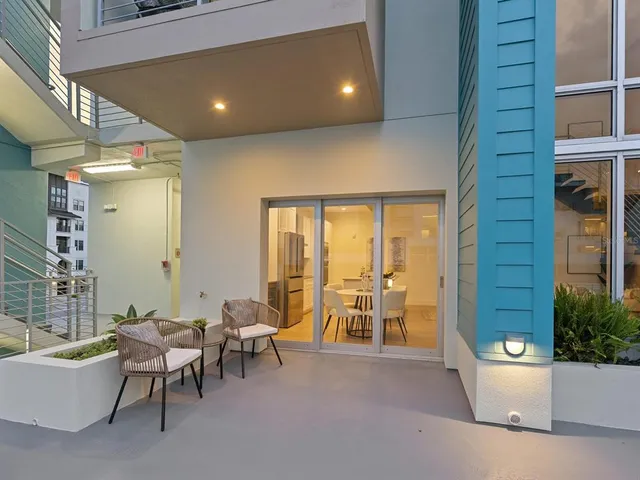 $2,208,000 | 1343 4th Street, Unit 201, Sarasota, FL 34236