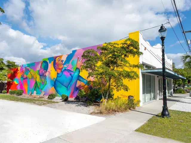 $2,208,000 | 1343 4th Street, Unit 201, Sarasota, FL 34236