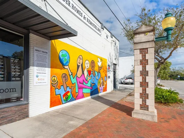 $2,208,000 | 1343 4th Street, Unit 201, Sarasota, FL 34236