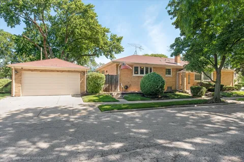 $399,900 | 418 East End Avenue, Hillside, IL 60162