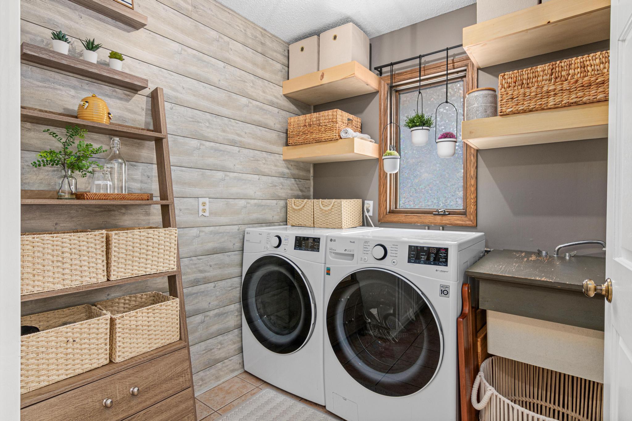 5816 Oxford Street North Shoreview, MN 55126 - Photo 16 of 39