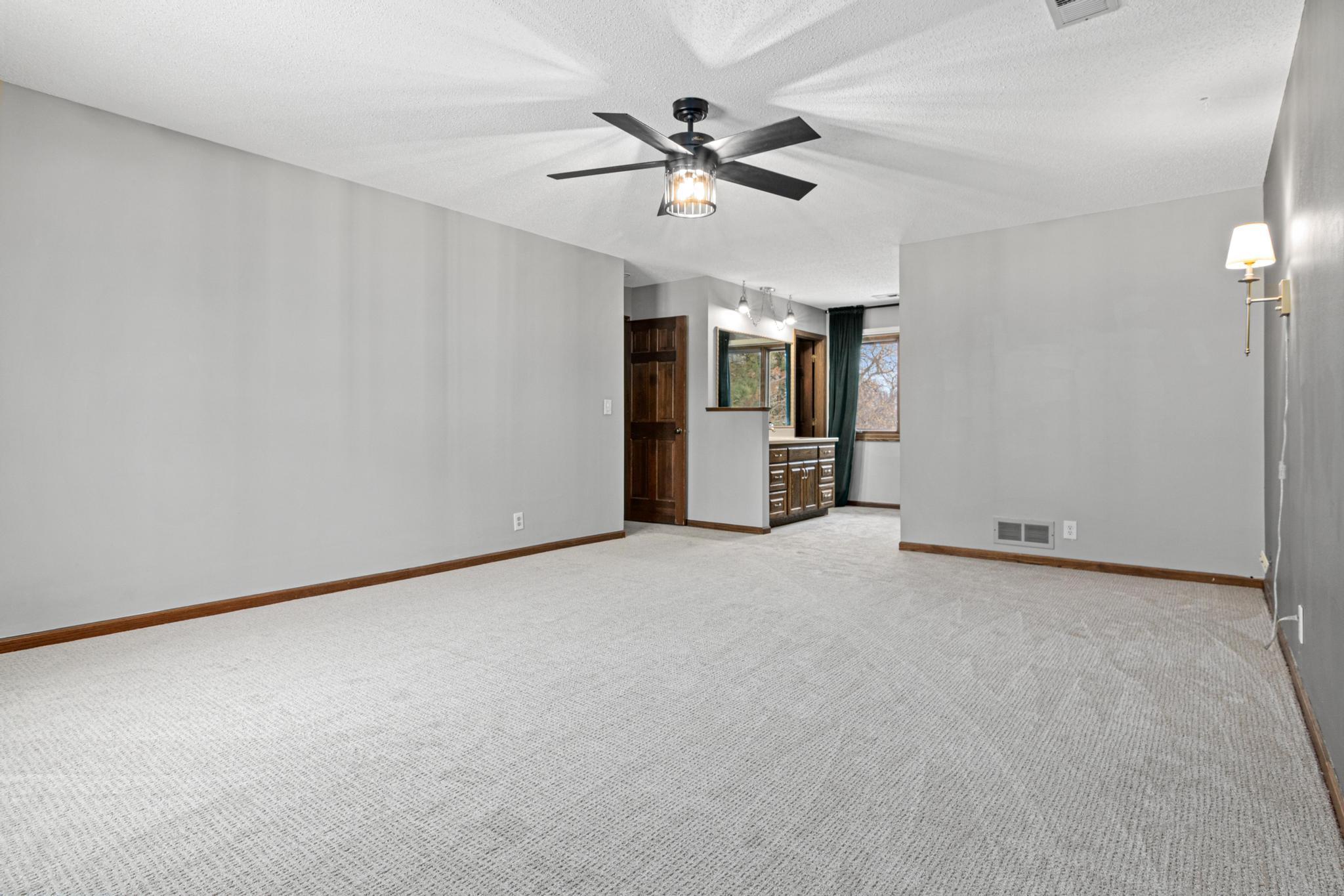 5816 Oxford Street North Shoreview, MN 55126 - Photo 19 of 39