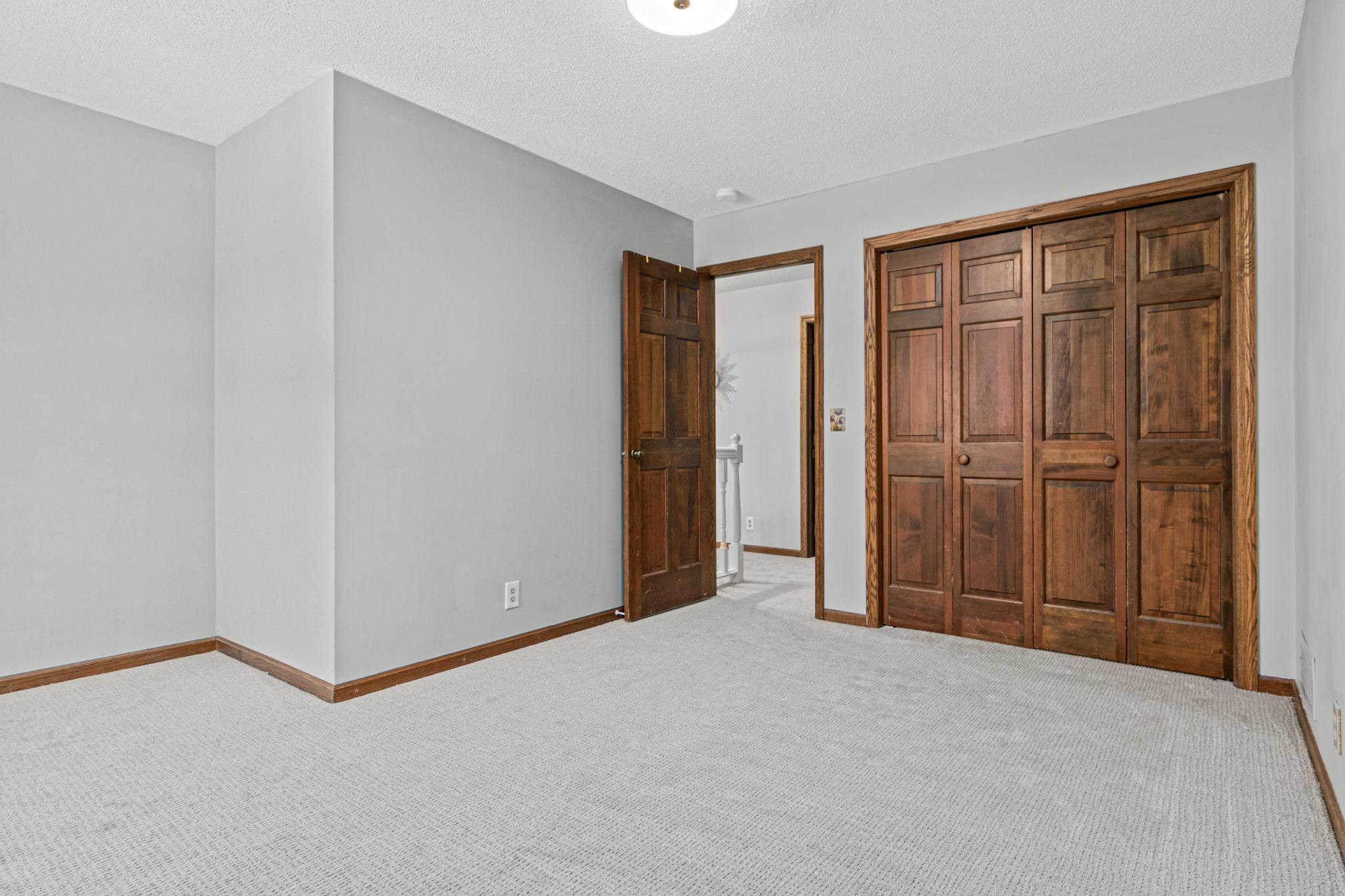 5816 Oxford Street North Shoreview, MN 55126 - Photo 28 of 39