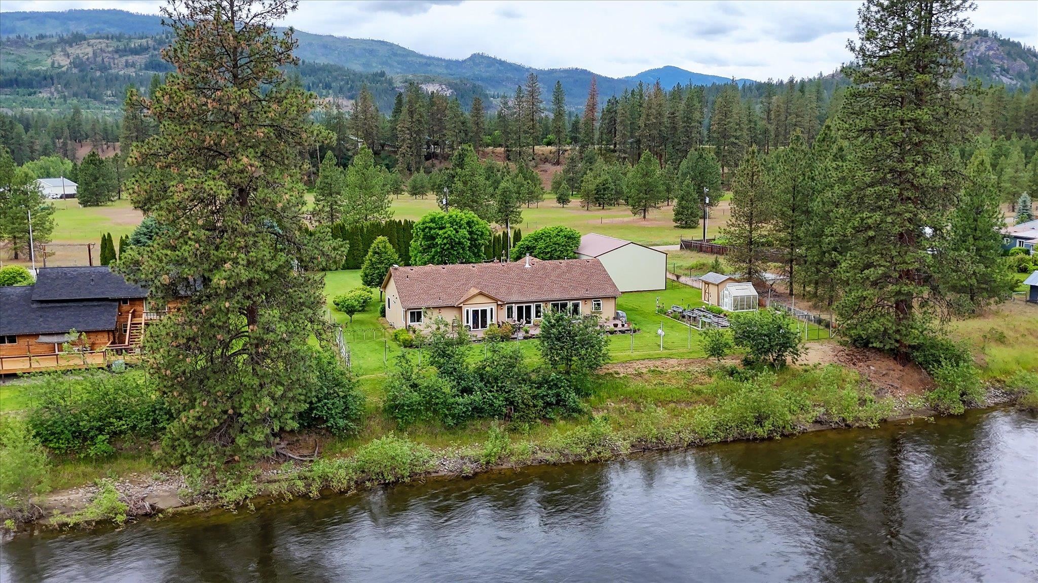 61 Paradise Cove Road Kettle Falls, WA 99141 - Photo 28 of 37