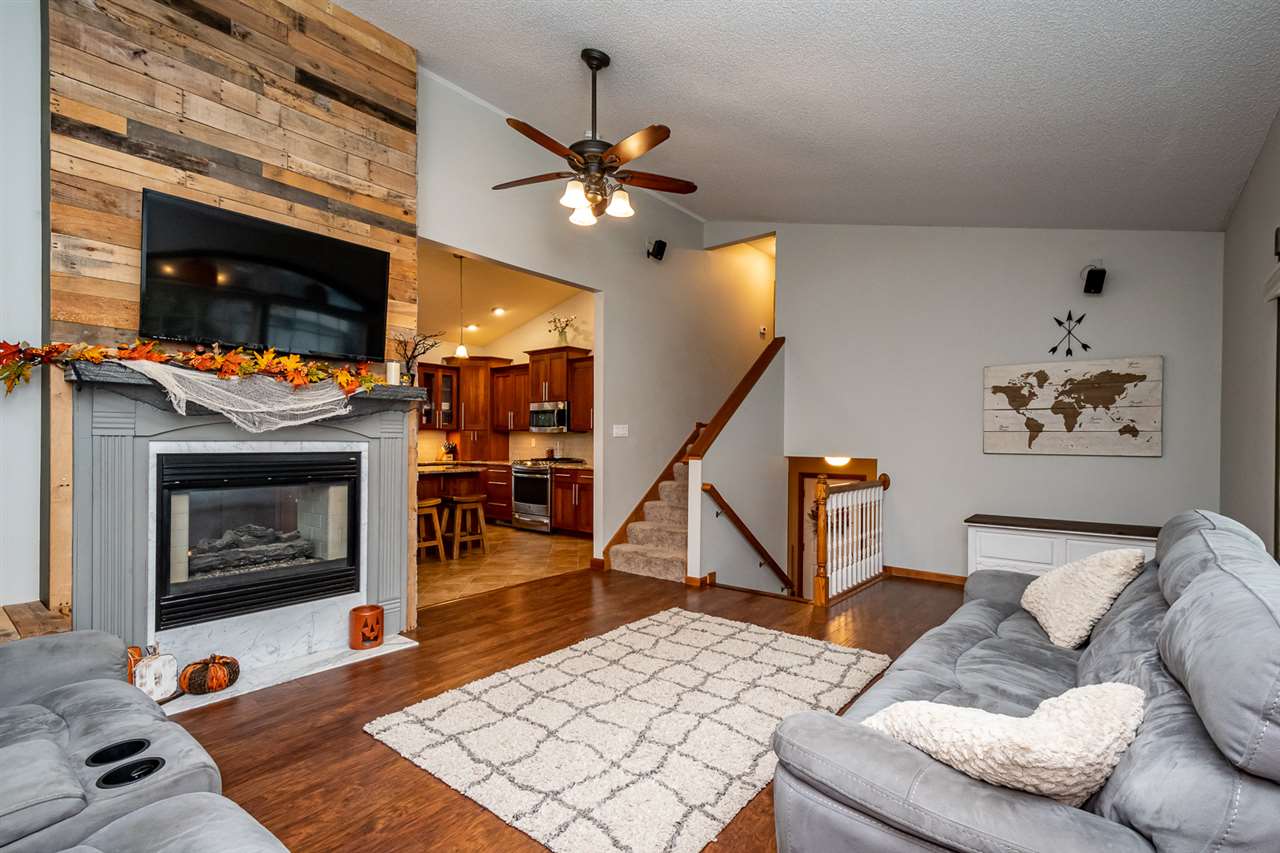 313 West Dougherty Drive Lone Tree, IA 52755 - Photo 5 of 26 Gallery Image 5