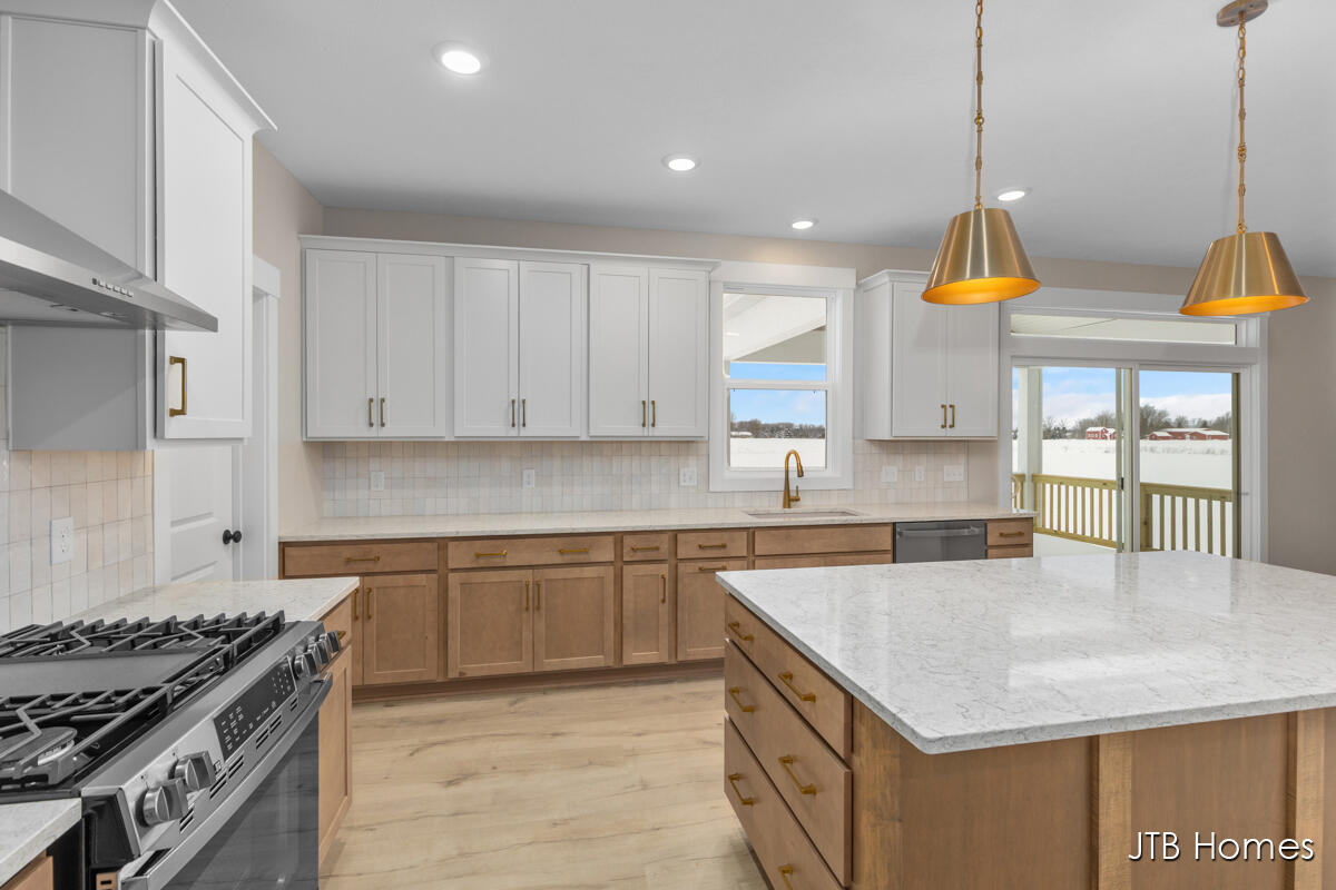 10487 Poppy Lane Allendale, MI 49401 - Photo 11 of 38 124 HW_Bay Harbor_1012