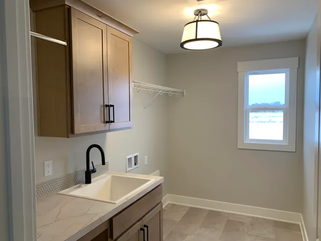 $649,900 | 10487 Poppy Lane, Allendale, MI 49401