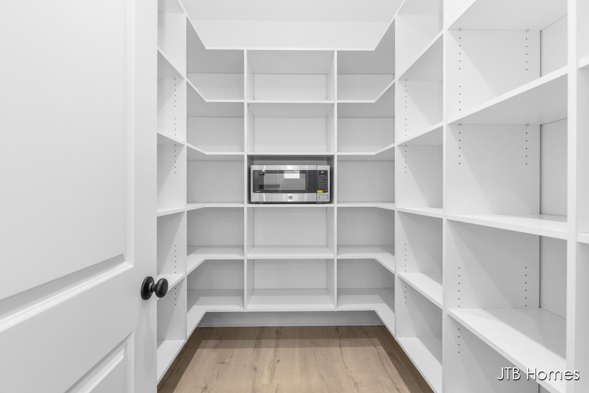 10487 Poppy Lane Allendale, MI 49401 - Photo 24 of 38 124 HW_Bay Harbor_1013