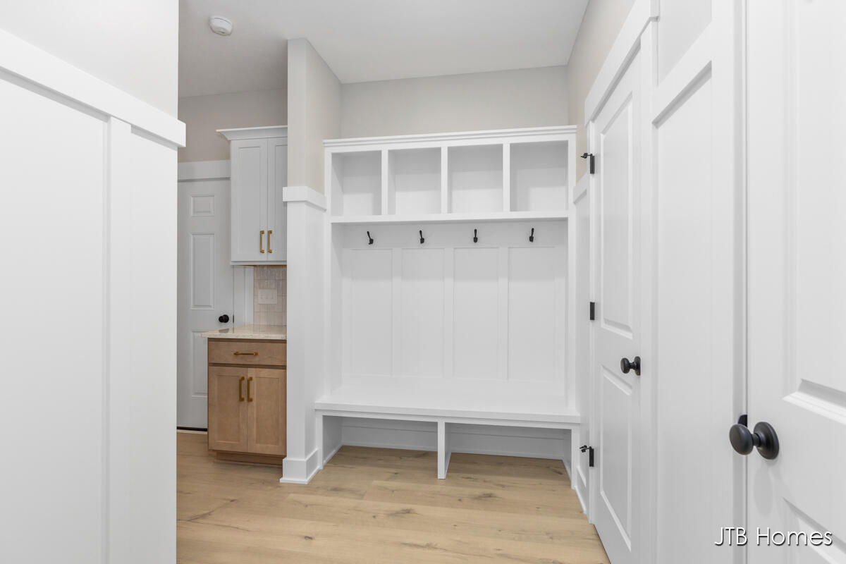 10487 Poppy Lane Allendale, MI 49401 - Photo 25 of 38 124 HW_Bay Harbor_1014