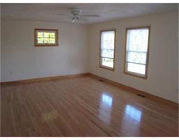 334 Granite Street Worcester, MA 01607 - Photo 4 of 14 Gallery Image 4