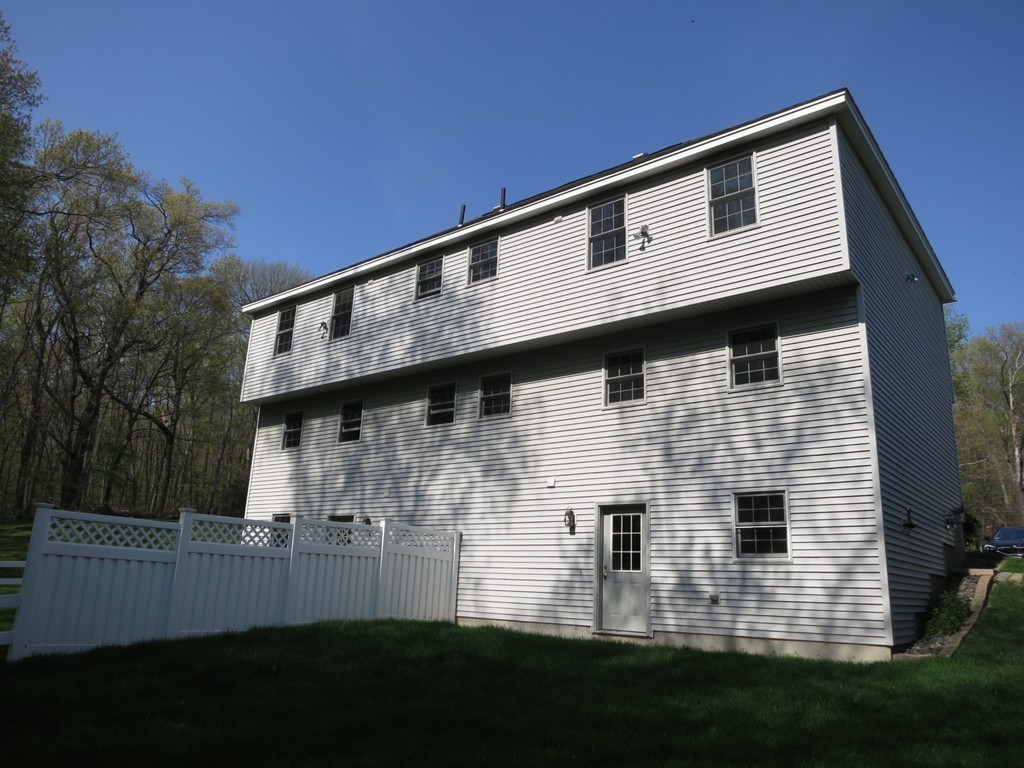 334 Granite Street Worcester, MA 01607 - Photo 10 of 14 Gallery Image 10