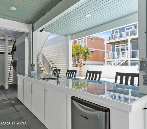 $2,100,000 | 90 West First Street, Ocean Isle Beach, NC 28469