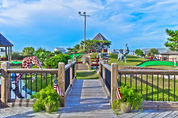 $2,100,000 | 90 West First Street, Ocean Isle Beach, NC 28469