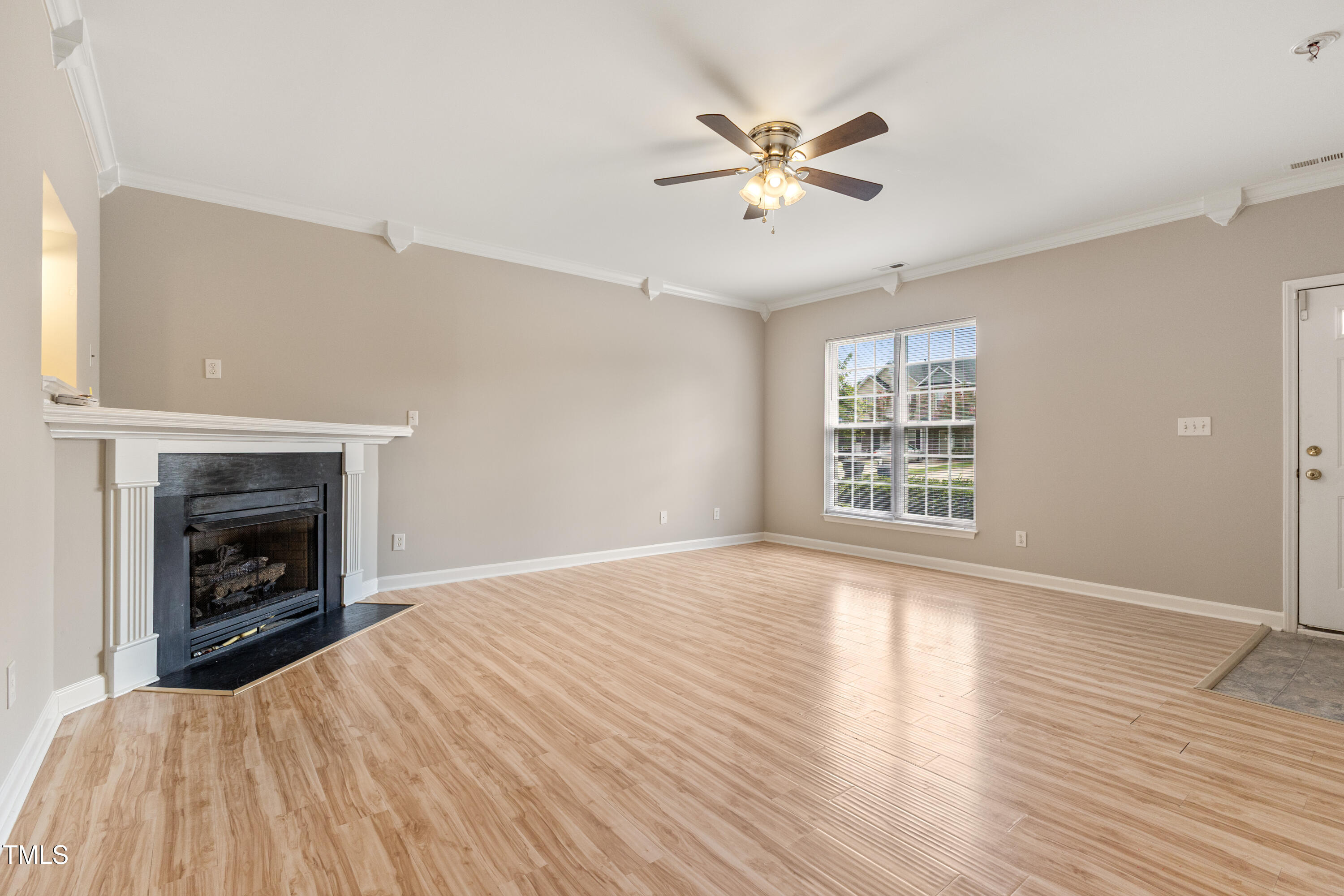 8315 Tierra Del Sol Way Raleigh, NC 27616 - Photo 2 of 29 CY1A8401