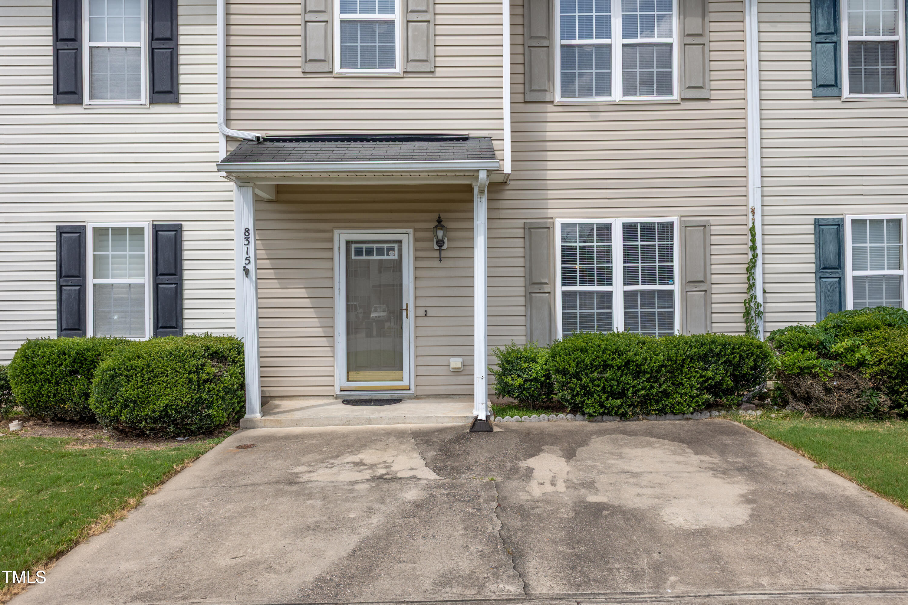 8315 Tierra Del Sol Way Raleigh, NC 27616 - Photo 24 of 29 CY1A8485