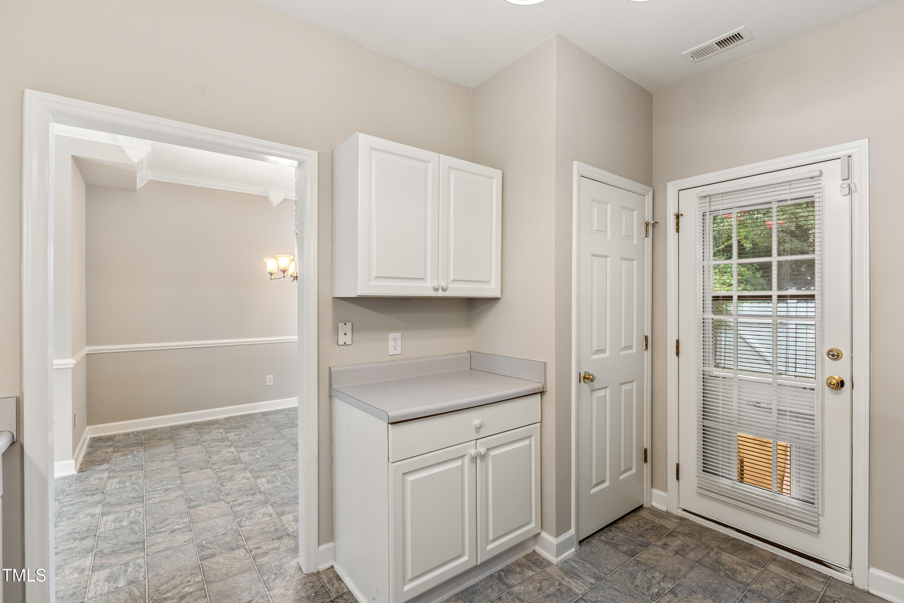 8315 Tierra Del Sol Way Raleigh, NC 27616 - Photo 8 of 29 CY1A8427