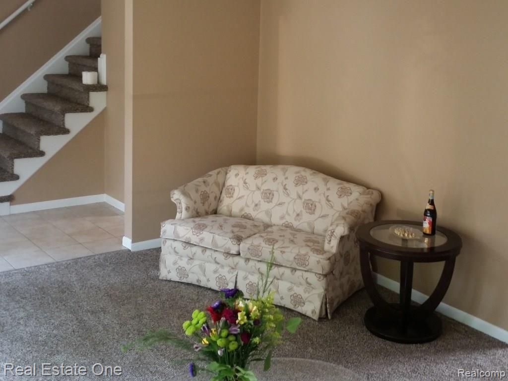27 Millington Road Pleasant Ridge, MI 48069 - Photo 18 of 64 20170904_145342.jpg