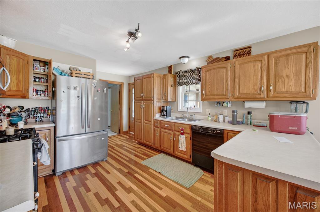 15161 Edison Road Lebanon, MO 65536 - Photo 14 of 86