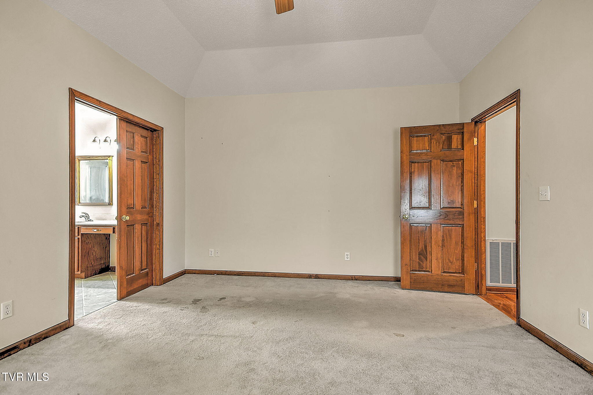 171 Rosecliff Drive Fall Branch, TN 37656 - Photo 40 of 57 40-web-or-mls-Rosecliff GC-40
