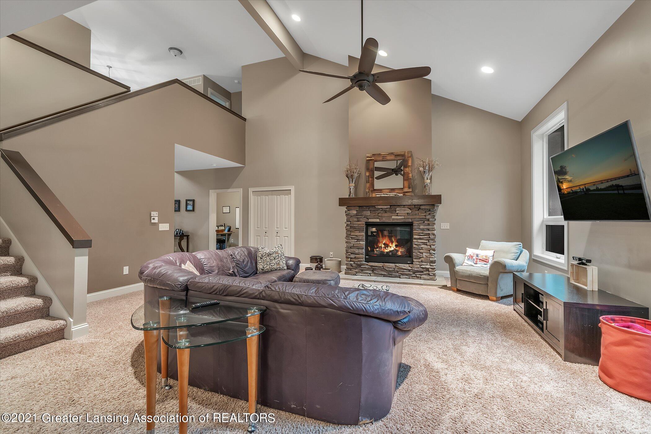 16070 Center Road East Lansing, MI 48823 - Photo 7 of 52 11-16070 Center Rd-Windowstill Real Esta