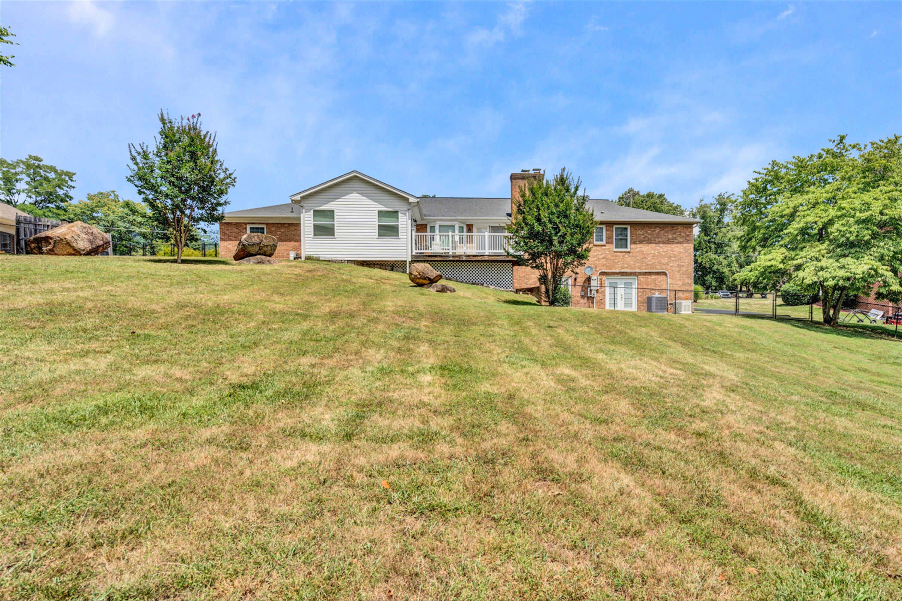 2447 Mountain View Road Vinton, VA 24179 - Photo 8 of 8 6-DSC01460