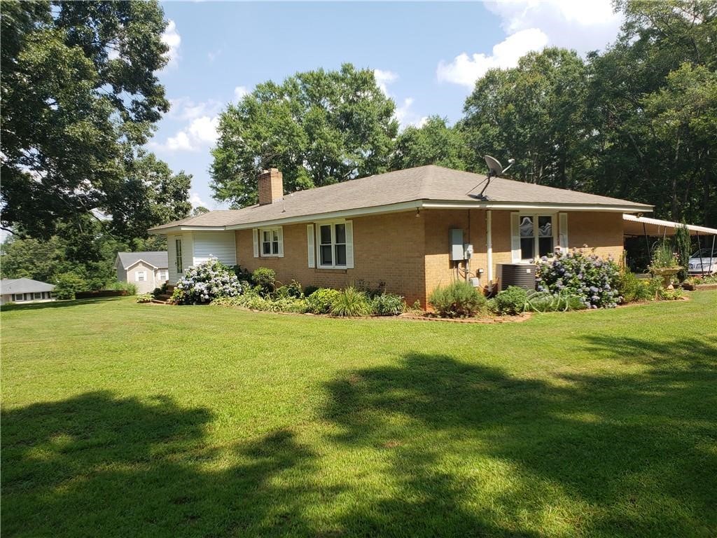 210 Voyles Road Anderson, SC 29625 - Photo 2 of 15