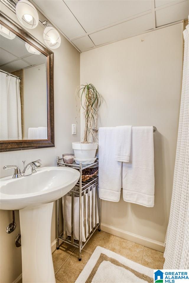 1871 Shades Crest Road Birmingham, AL 35216 - Photo 30 of 39